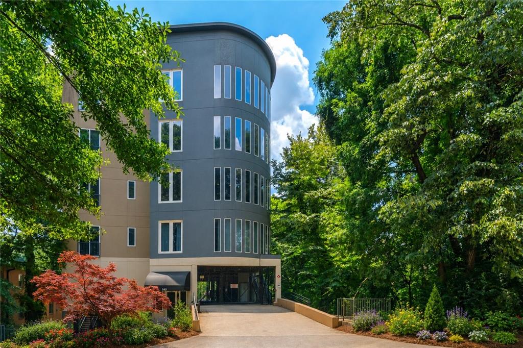140 Alden Avenue NW Unit 305 — photo