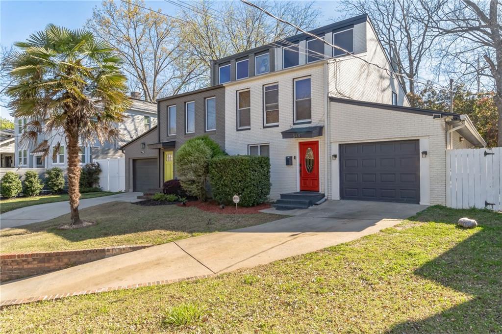 549 Parkway Drive NE — photo