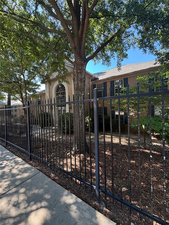 750 Dalrymple Road Unit D-4 — photo