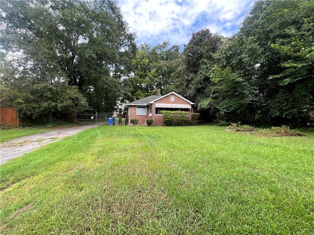 1420 Bolton Road NW — photo