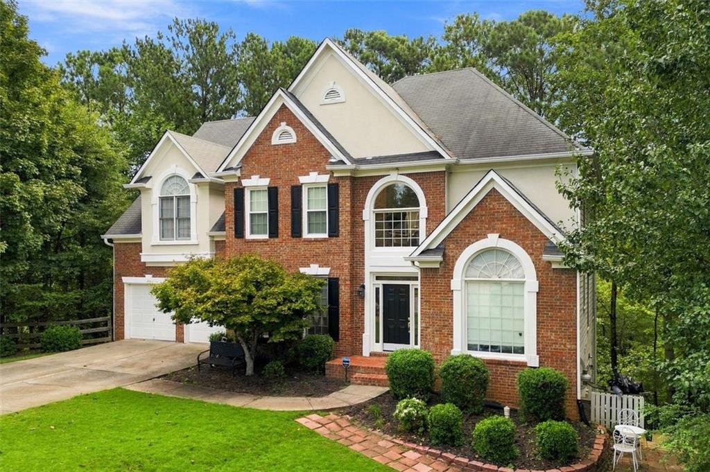 115 Redleaf Court — photo