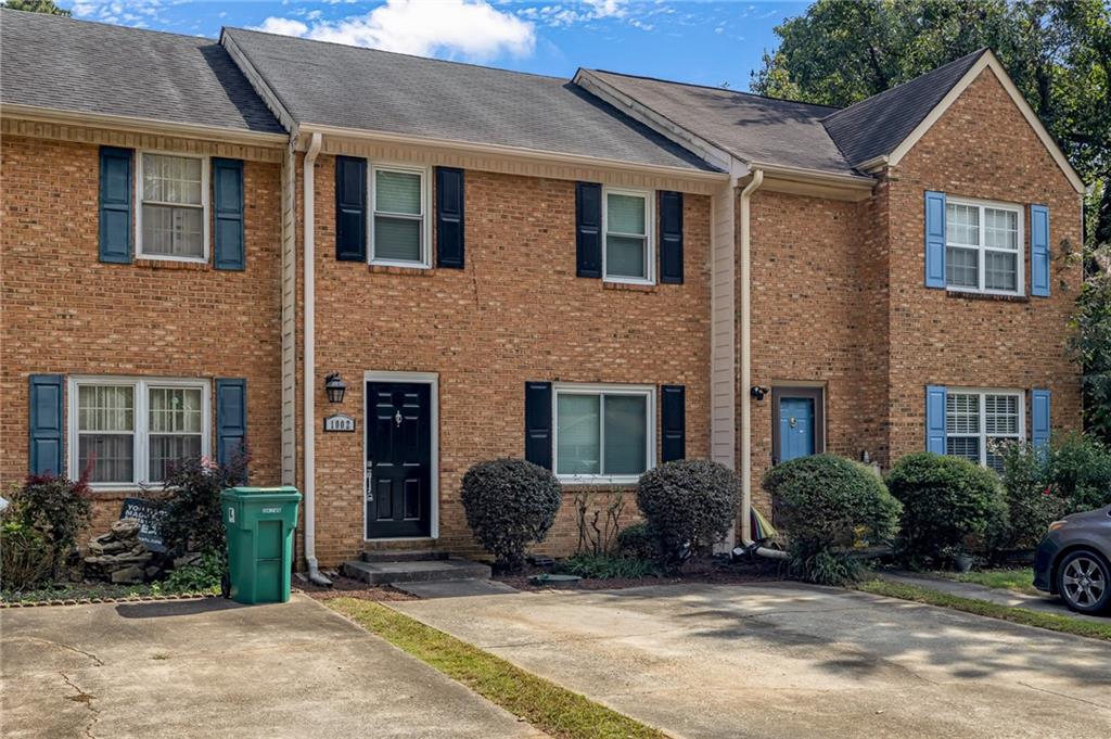 1002 Westfield Trace SE — photo