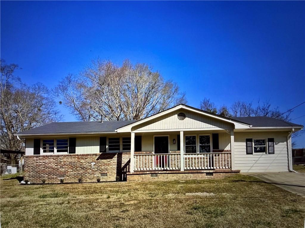 1091 Mountain View Road NW — photo
