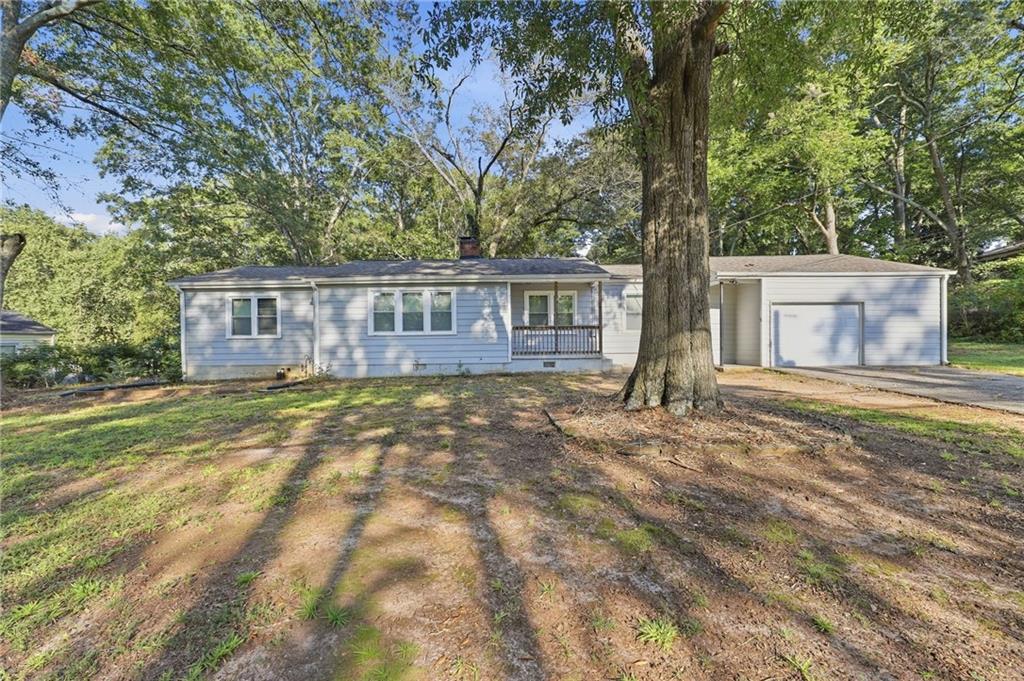 612 S Dogwood Street — photo