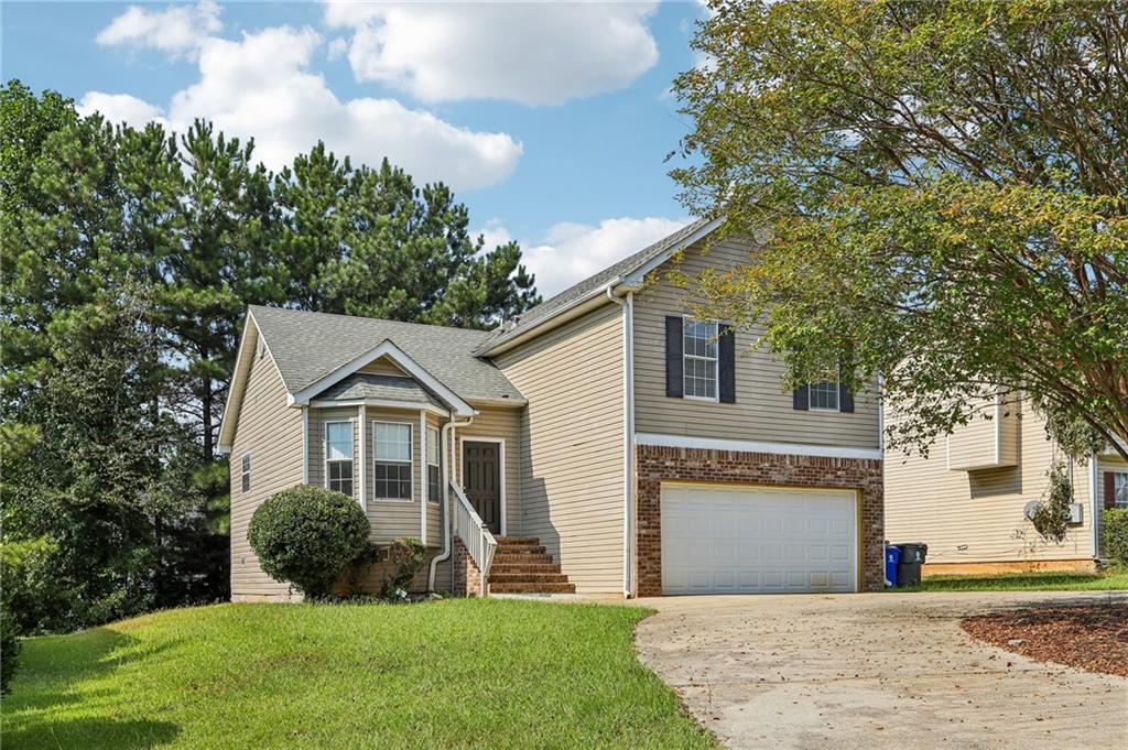 4031 Robin Circle — photo