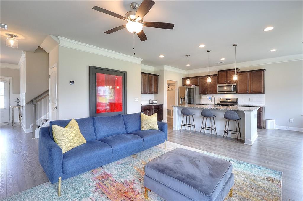 1319 Kim Manor Way — photo