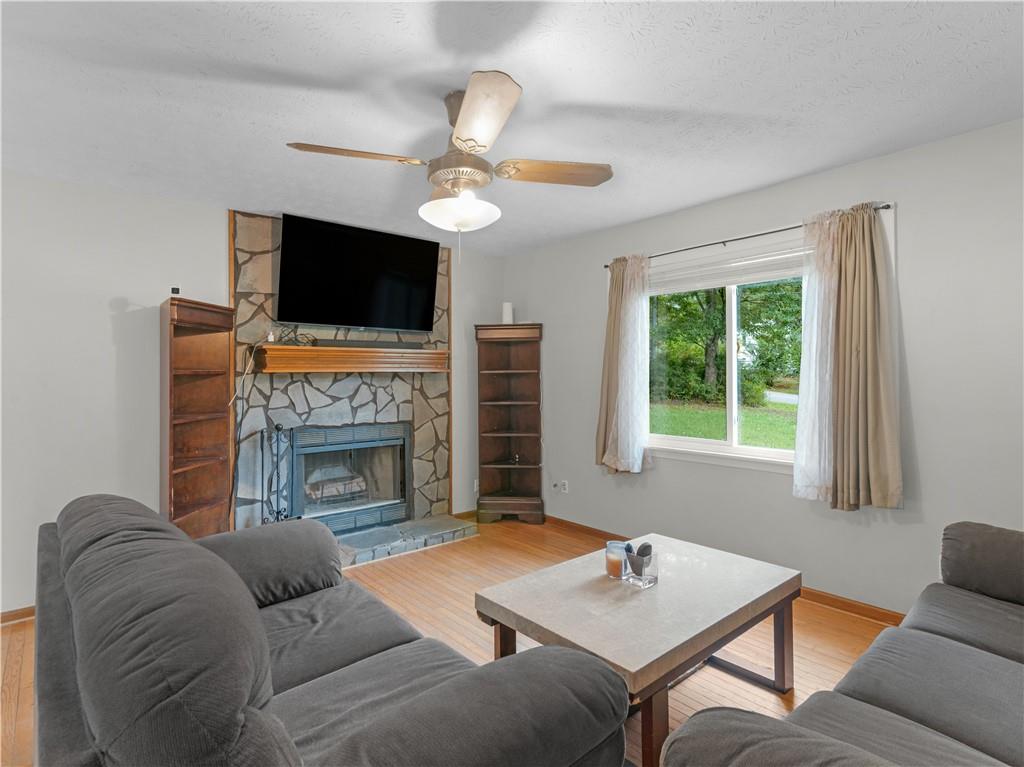 2065 Gum Creek Lane — photo