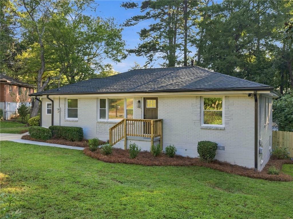 2162 Holly Hill Drive — photo