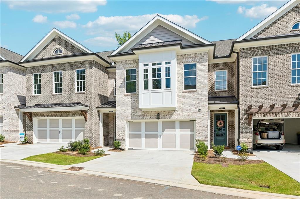 5679 Broad River View Unit 438 — photo