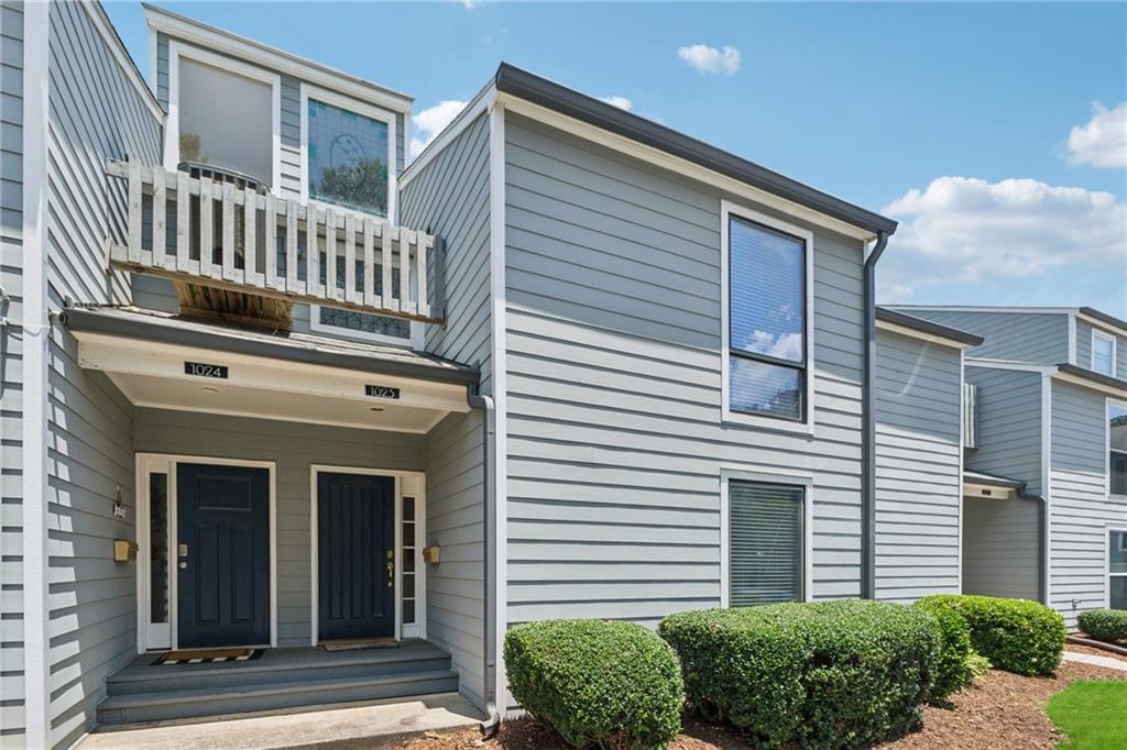 1023 Riverbend Club Drive SE Unit 23 — photo