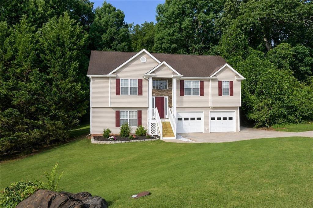 114 Waterbury Lane — photo