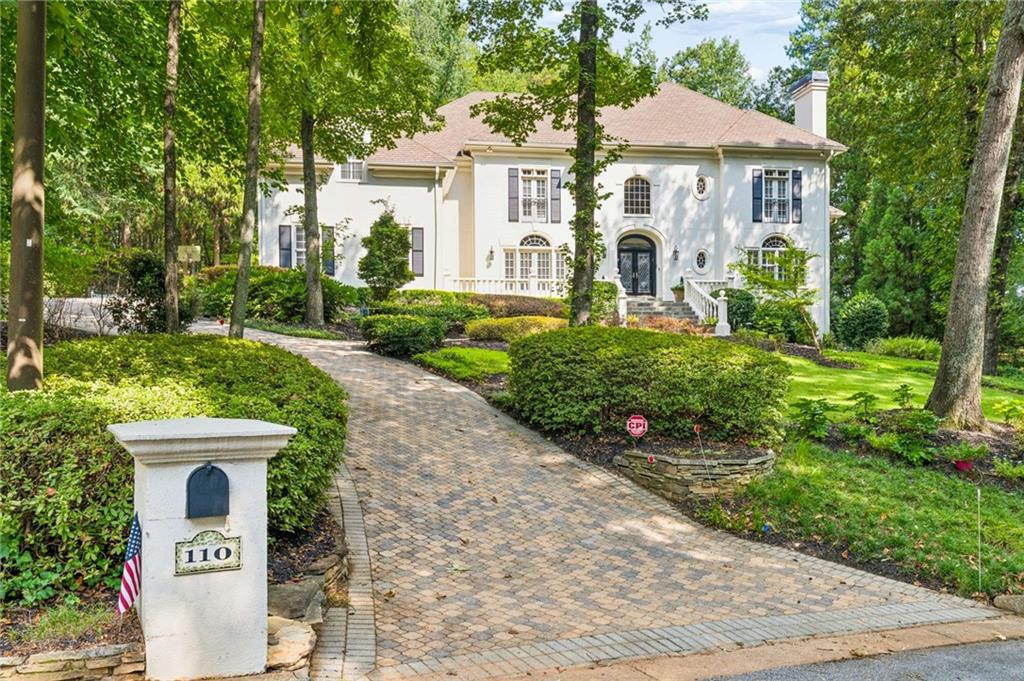 110 Parc Du Chateau — photo