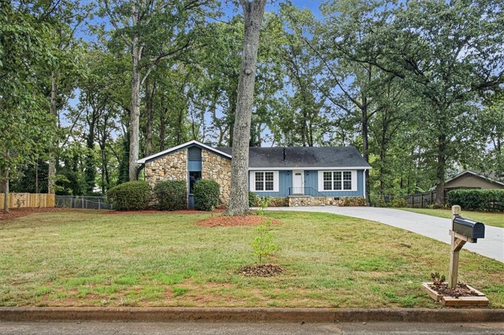 223 Shiloh Run NW — photo