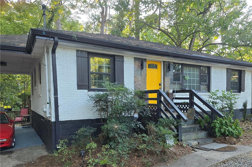 2873 Gresham Road — photo