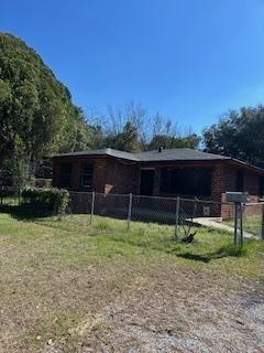 534 Robert Henry Street — photo