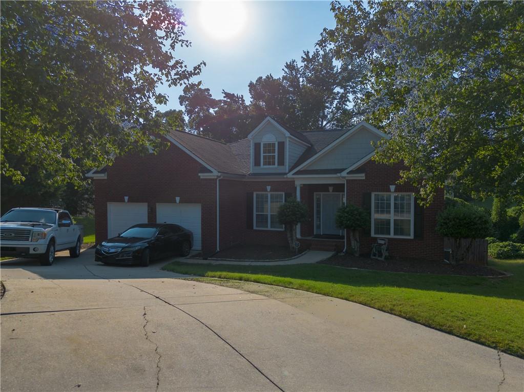 415 Martin Creek Way — photo