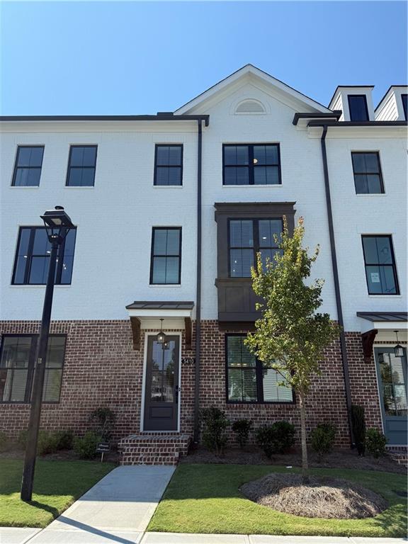 5410 Howington Court — photo