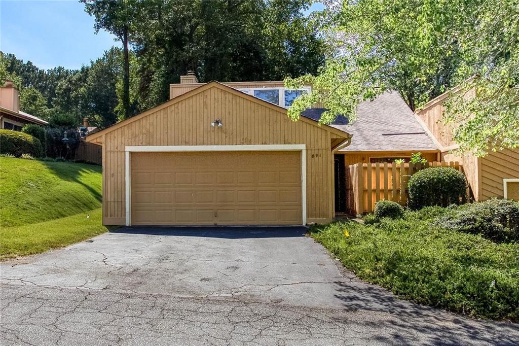 891 Lake Hollow Boulevard SW — photo