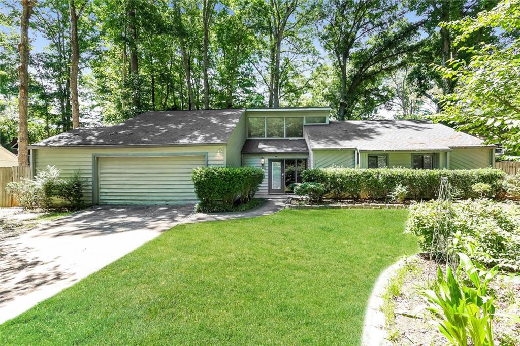 106 Pat Mell Drive — photo
