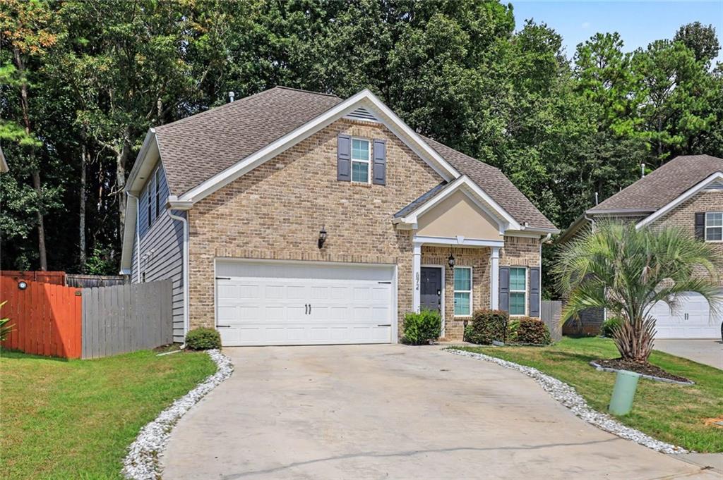 572 Sprayberry Drive — photo
