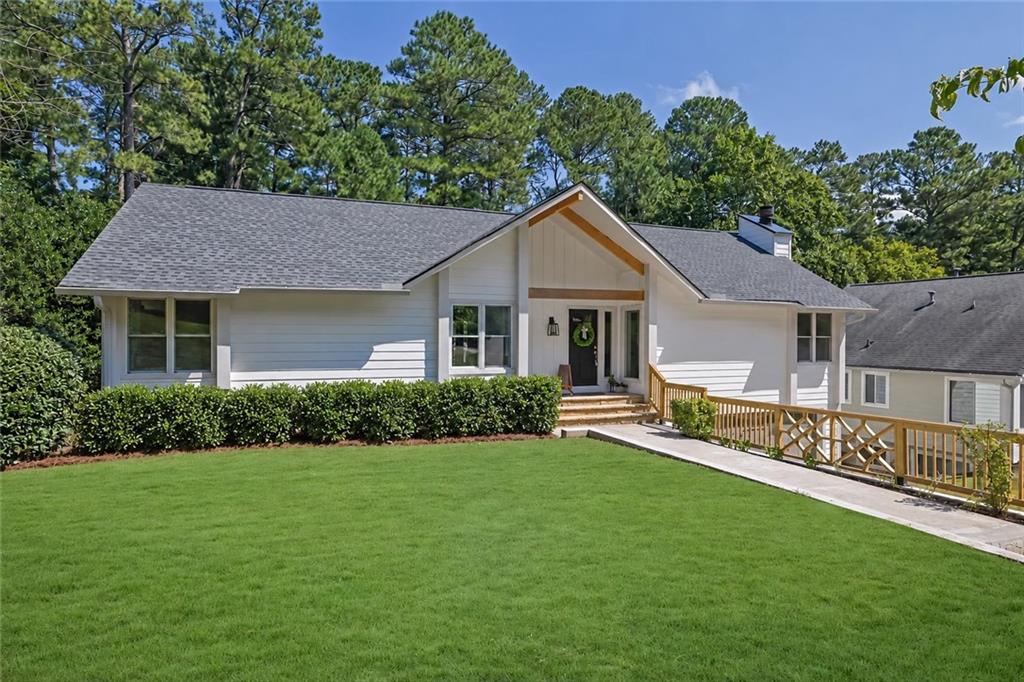 870 Muirfield Trace — photo