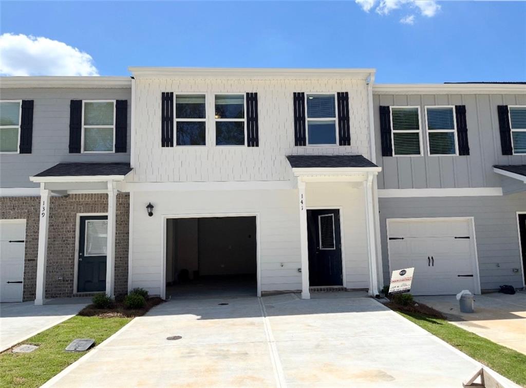 141 Village Green Drive NW — photo