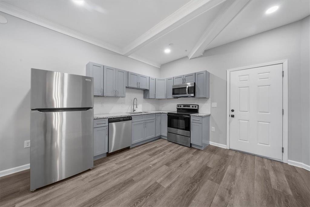 5399 Northland Drive NE Unit 402 — photo