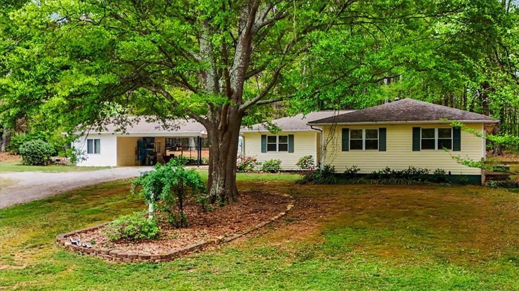 1361 Villa Rica Road — photo