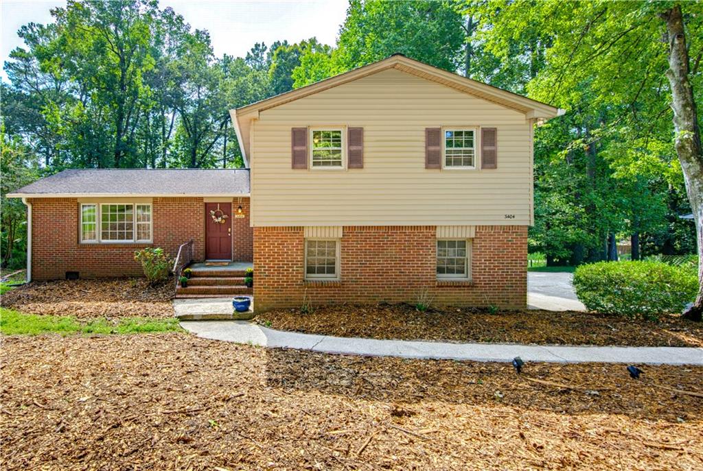 3404 Hill Drive — photo