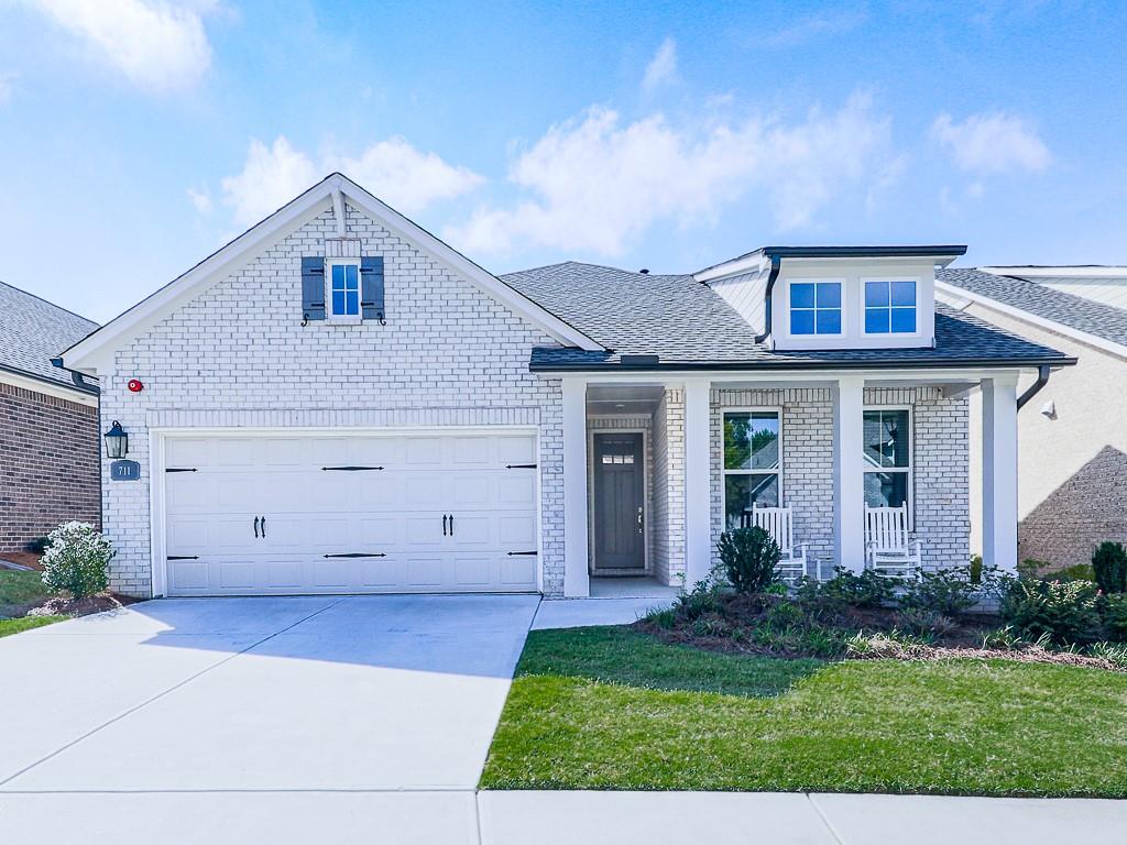 711 Rising Moon Drive — photo