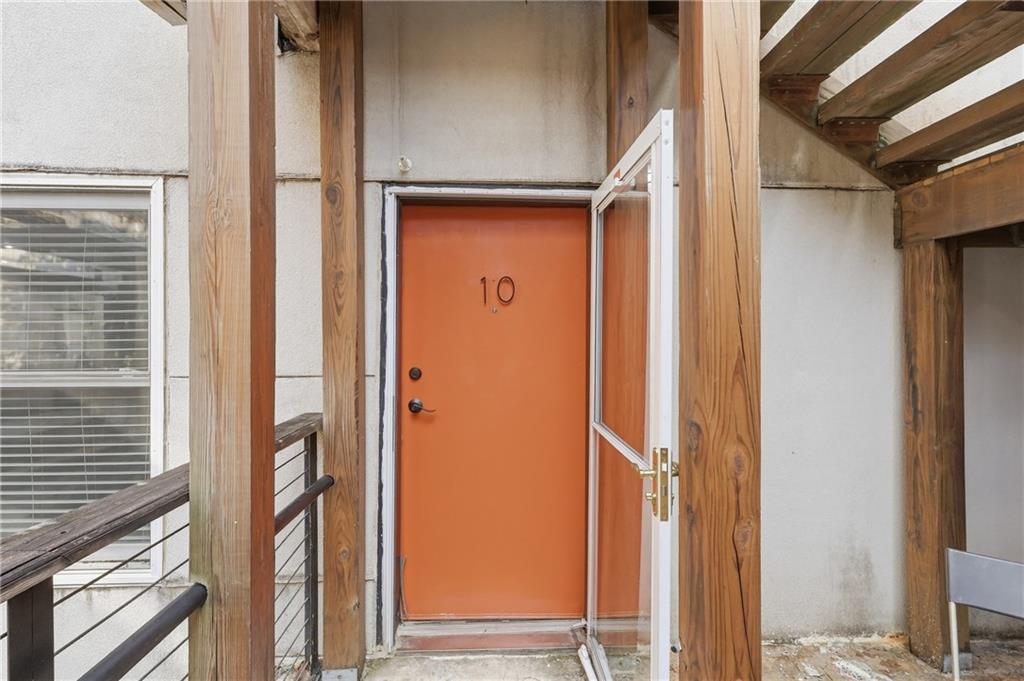 244 Peters Street SW Unit 10 — photo