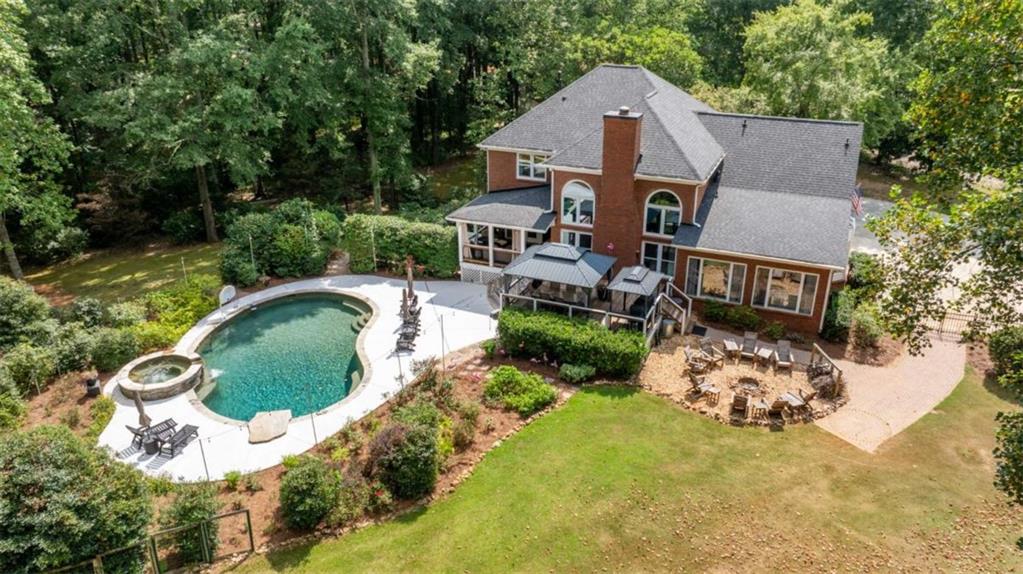 200 Acton Drive — photo