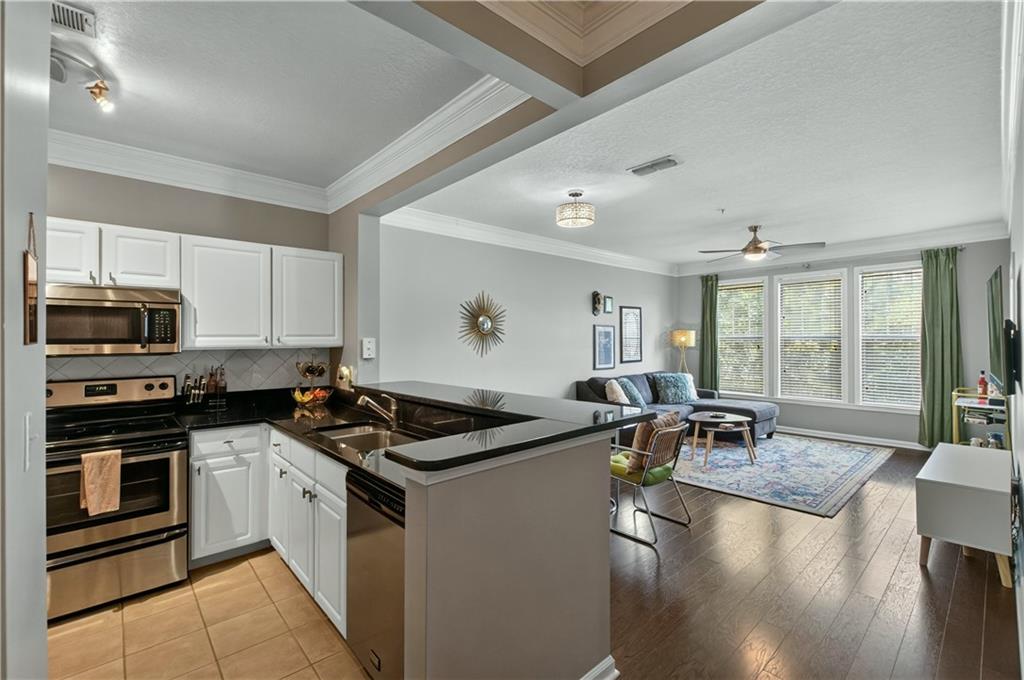 4203 Westchester Ridge NE — photo