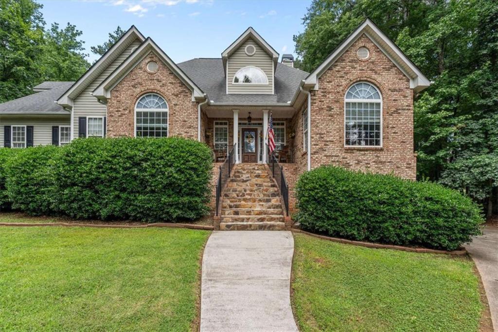 4050 Golfview Court — photo