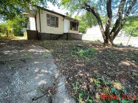 264 SW Booker Streets SW — photo