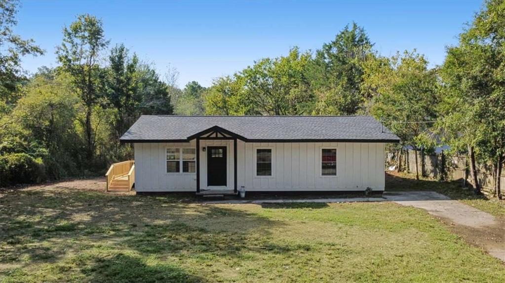 396 Price Road — photo