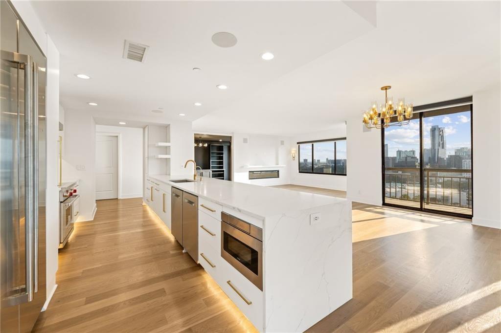 3481 Lakeside Drive NE Unit P206 — photo