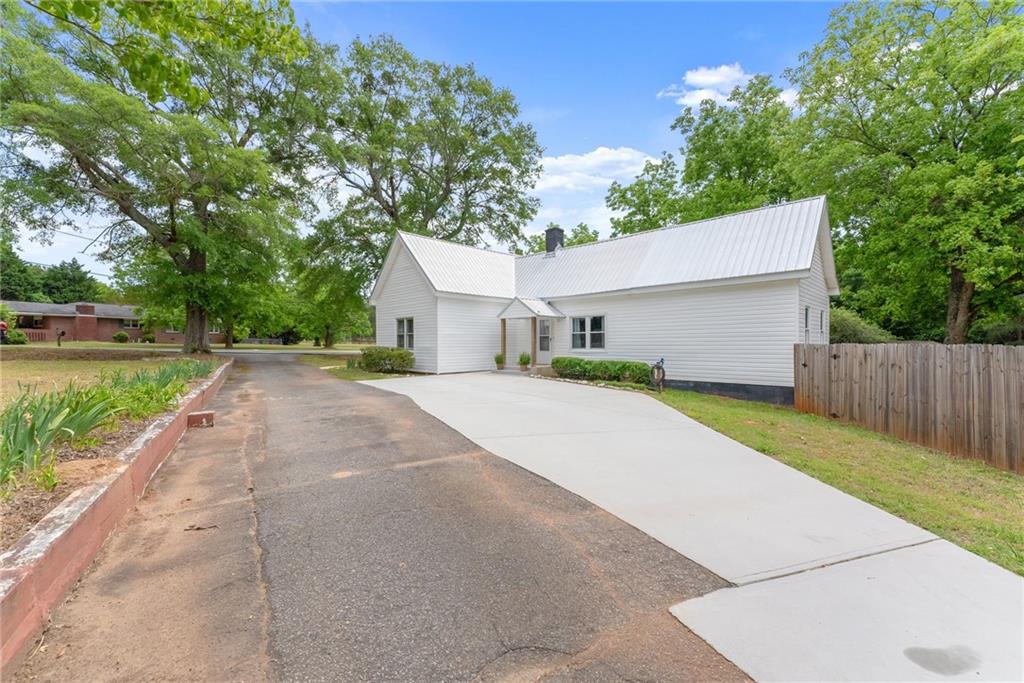 1519 New Hope Church Road — photo