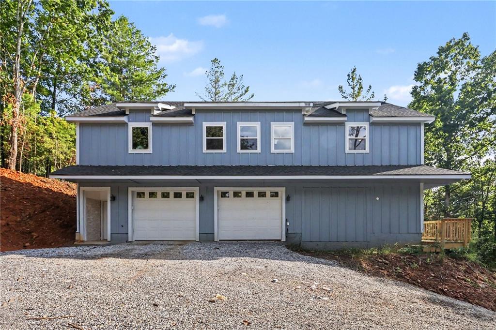 300 Pine Drive — photo