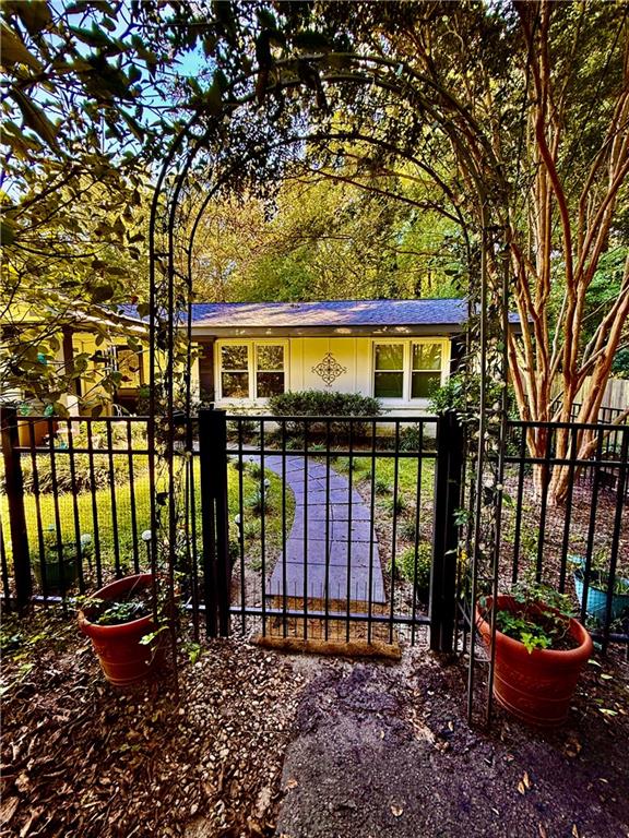 511 Allen Drive — photo