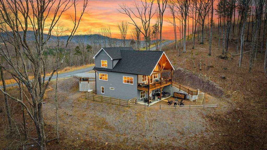 1016 Twisted Oak Road — photo