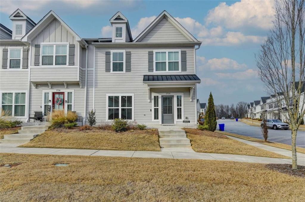 1714 Prospect Way — photo