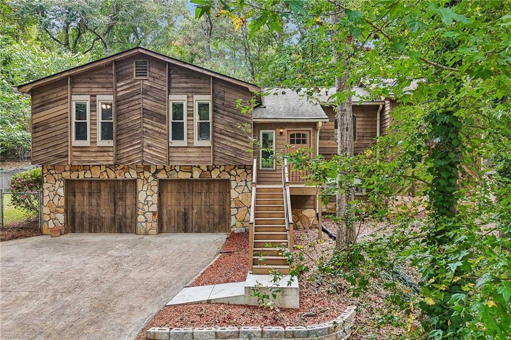 231 Sabrina Court — photo