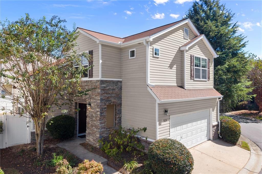 325 Hiawassee Drive — photo