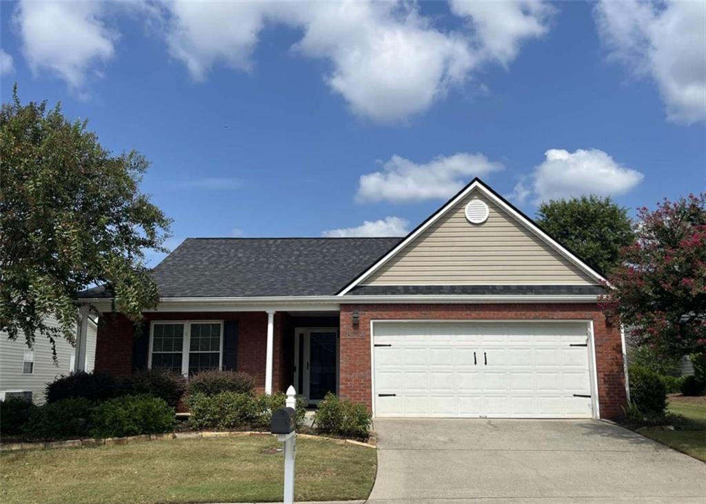 804 Village Place — photo