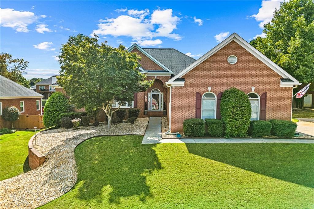 1130 Lewis Ridge Circle — photo