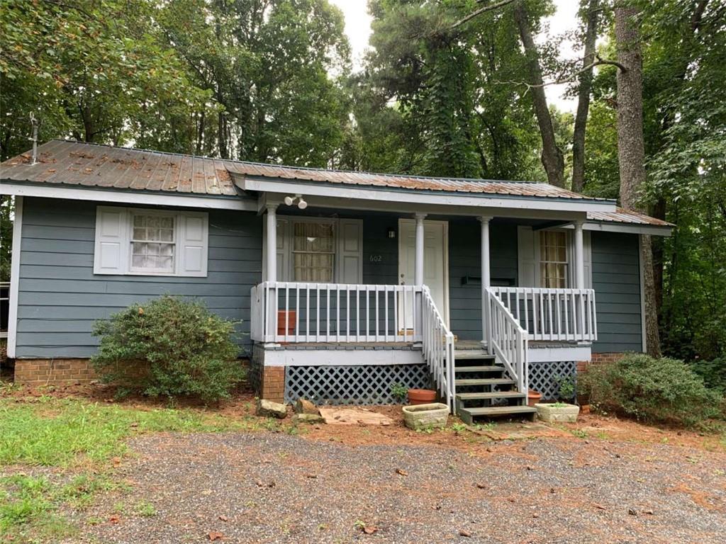 602 McCurdy Road — photo