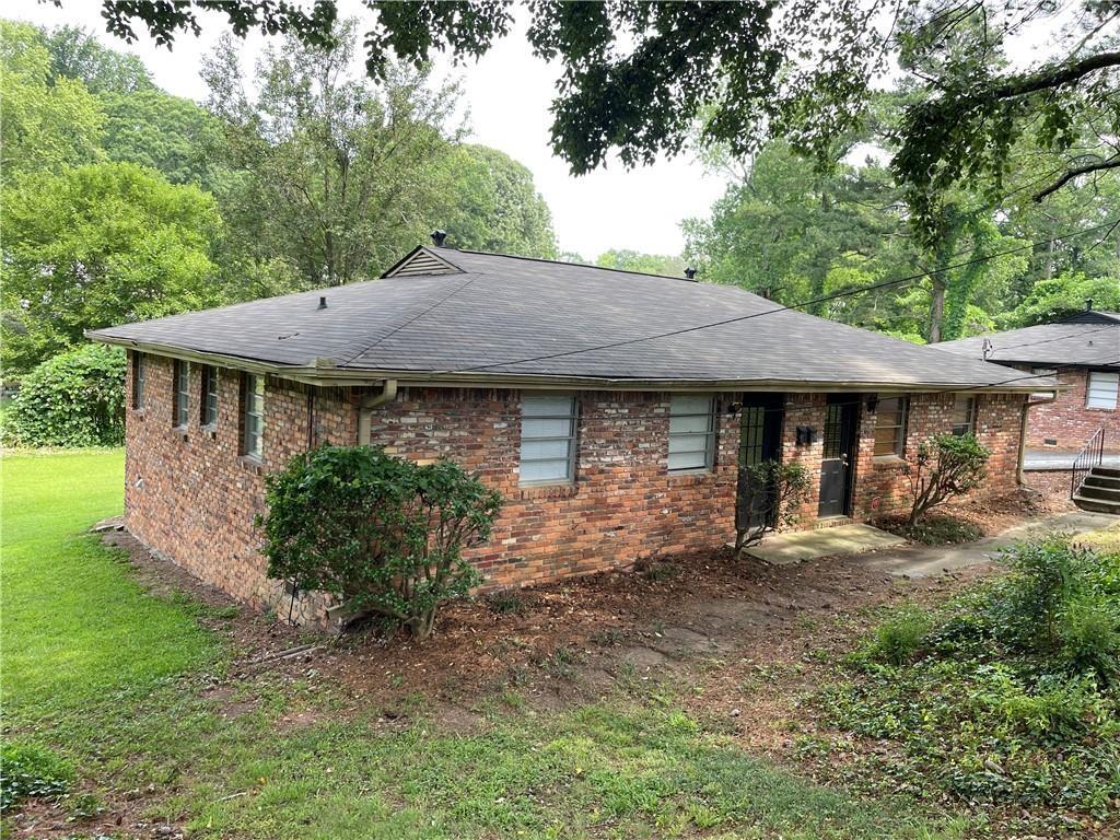 2906 Skyland Drive NE — photo