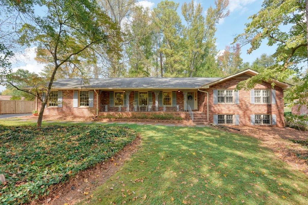 2607 Club Valley Drive NE — photo