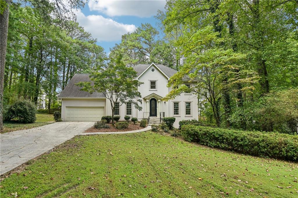 286 River Cliff SE — photo